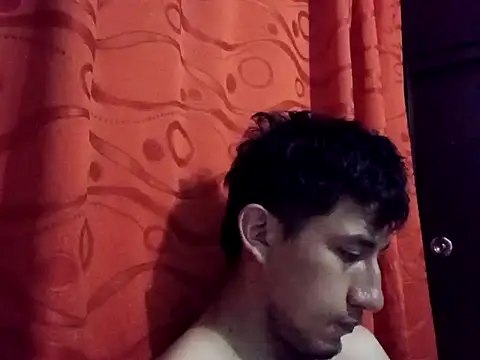 Snapshot of True_Di chatting on 09/18/25, 12:57 True Di online show from 09/18/25, 12:57