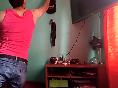 Snapshot of True_Di chatting on 10/03/25, 06:53 True Di online show from 10/03/25, 06:53