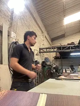 True Di online show from 12/20/25, 02:42