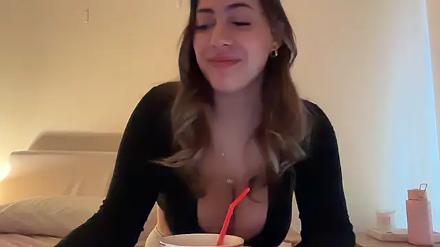 sieeena online show from 10/26/25, 09:04