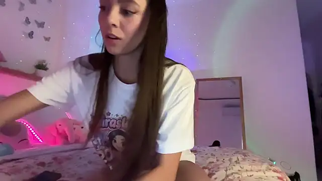 Snapshot of keirasworld chatting on 06/03/26, 12:11 keirasworld online show from 06/03/26, 12:11