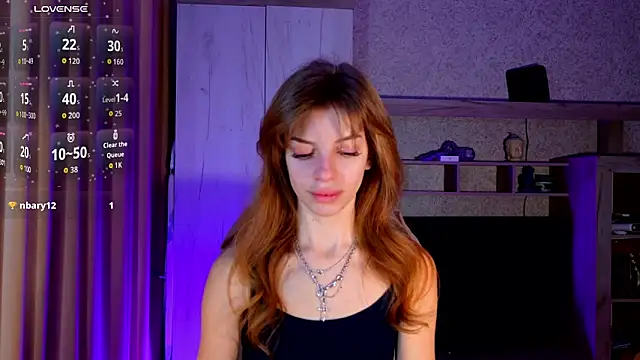 Snapshot of mari__papi chatting on 12/22/25, 01:44 mari papi online show from 12/22/25, 01:44