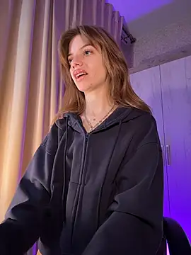 Snapshot of mari__papi chatting on 01/11/26, 12:56 mari papi online show from 01/11/26, 12:56