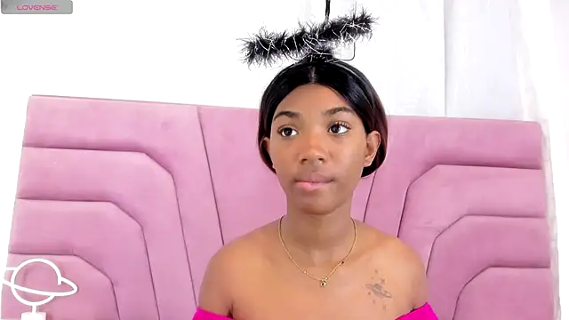 MarianRosse online show from 10/18/25, 07:27