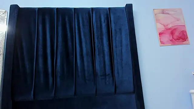 Snapshot of MarianRosse chatting on 01/31/26, 07:12 MarianRosse online show from 01/31/26, 07:12