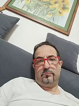 Snapshot of max_im69 chatting on 07/20/26, 08:33 max im69 online show from 07/20/26, 08:33
