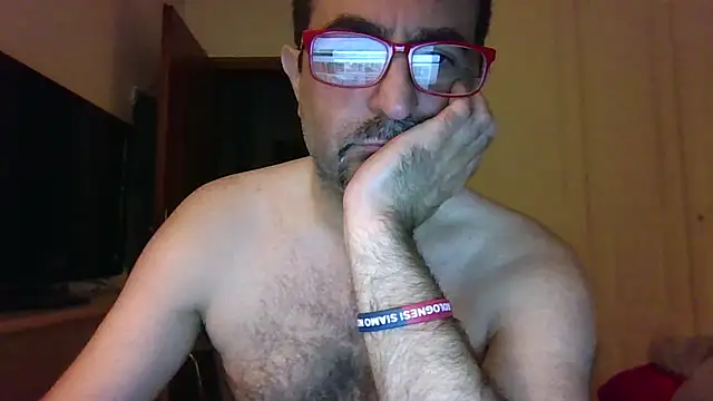 Snapshot of max_im69 chatting on 07/18/26, 10:40 max im69 online show from 07/18/26, 10:40