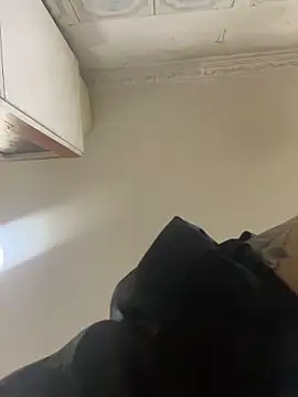 XBODTRIIPX online show from 04/08/26, 04:08