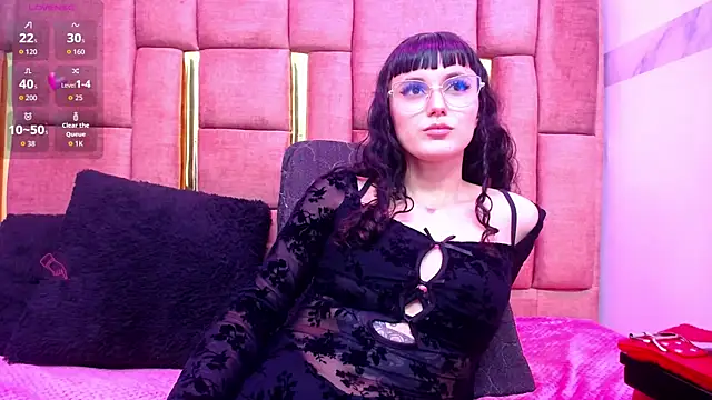 XBODTRIIPX online show from 09/18/25, 05:21