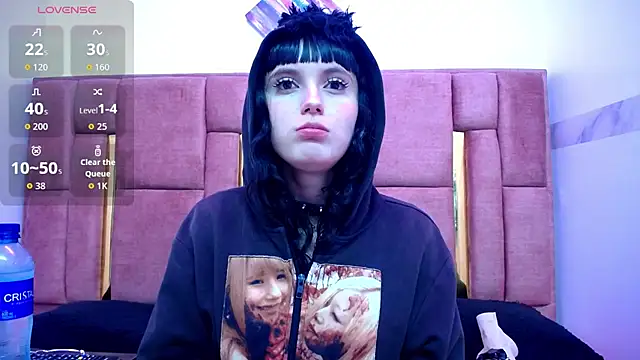 XBODTRIIPX online show from 11/08/25, 03:10