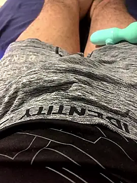 Snapshot of dicktime90 chatting on 11/14/25, 05:38 dicktime90 online show from 11/14/25, 05:38