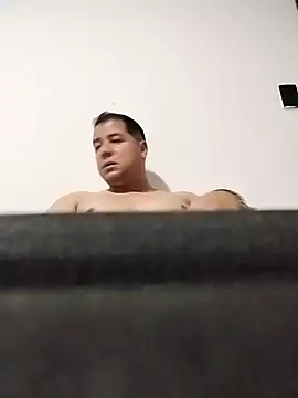 latinblack16 online show from 11/27/25, 03:29