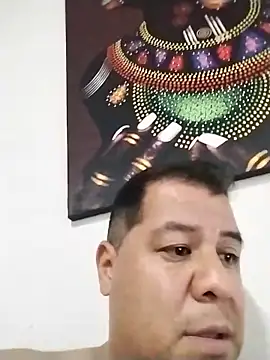 latinblack16 online show from 10/24/25, 03:27