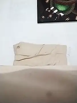 latinblack16 online show from 10/25/25, 03:28