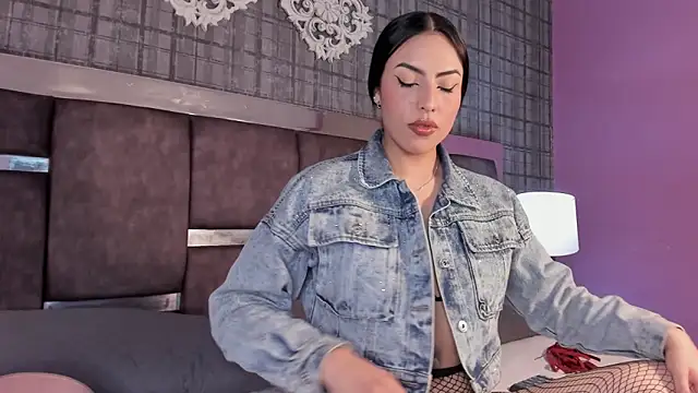 AmaaraRosse online show from 10/24/25, 01:32