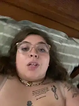 yxngboobs online show from 04/18/26, 01:30