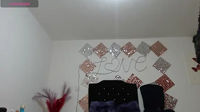 jatzibe hot 93 online show from 04/15/26, 03:49