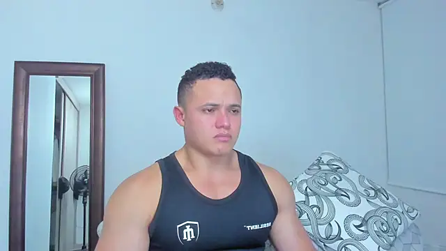 KingLevi01 online show from 03/25/26, 12:33
