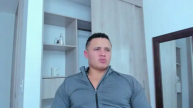 Snapshot of KingLevi01 chatting on 02/02/26, 10:20 KingLevi01 online show from 02/02/26, 10:20