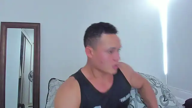 KingLevi01 online show from 06/15/26, 07:13