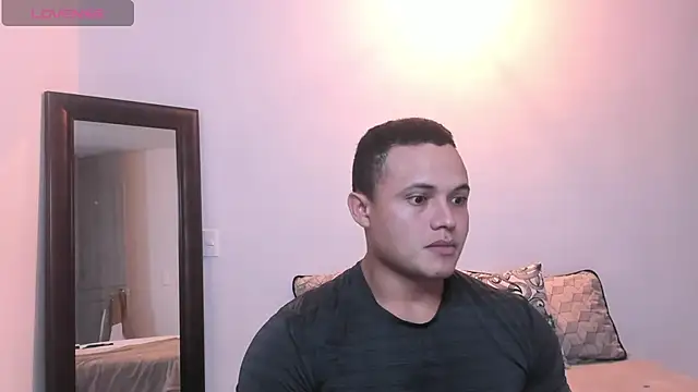 KingLevi01 online show from 09/18/25, 10:35