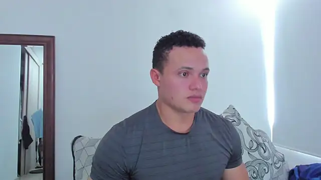 KingLevi01 online show from 05/13/26, 04:58