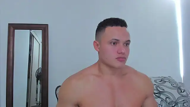 KingLevi01 online show from 05/30/26, 04:01