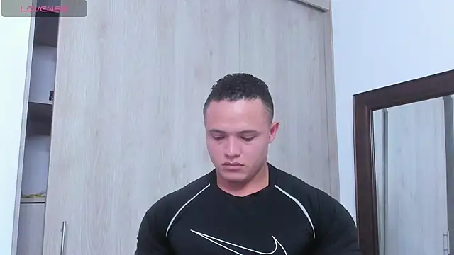 KingLevi01 online show from 10/31/25, 11:00