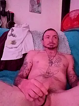 Snapshot of Mrluckstick chatting on 11/30/25, 07:47 Mrluckstick online show from 11/30/25, 07:47