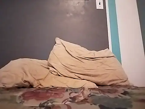 porkypproni online show from 09/19/25, 07:56