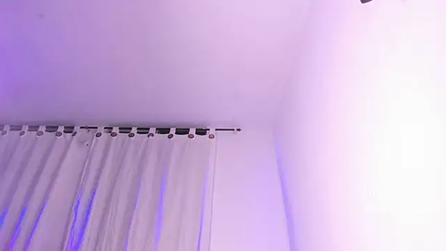 Sweet poetryy online show from 07/17/26, 02:09