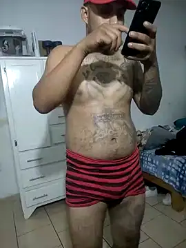 Tripalop online show from 04/25/26, 02:14