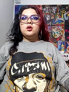 Snapshot of Curvy-Queen chatting on 09/14/25, 03:40 Curvy-Queen online show from 09/14/25, 03:40