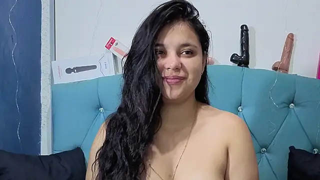 Yesamin Stone18 online show from 07/12/26, 12:06