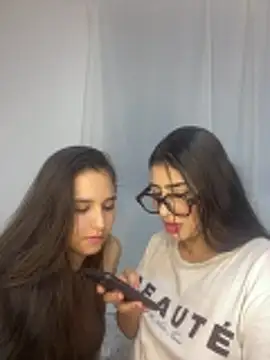 Snapshot of Sweet_and_Rous0 chatting on 10/30/25, 03:16 Sweet and Rous0 online show from 10/30/25, 03:16