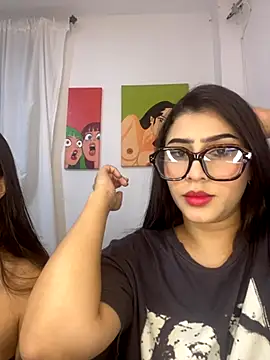 Snapshot of Sweet_and_Rous0 chatting on 10/24/25, 03:38 Sweet and Rous0 online show from 10/24/25, 03:38