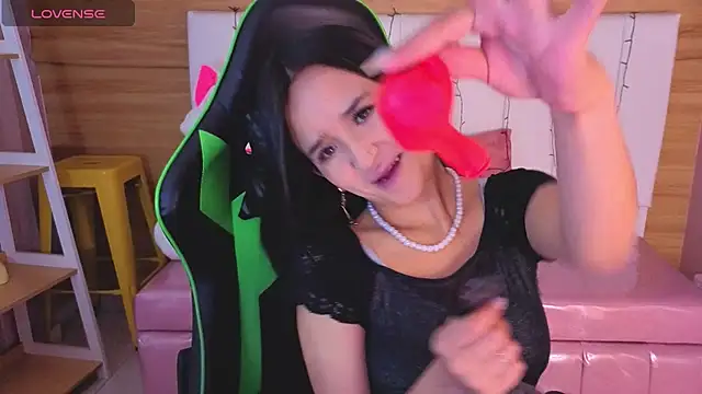 bella vibess s online show from 02/24/26, 12:39