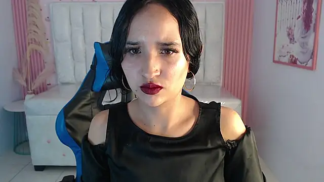 bella vibess s online show from 09/22/25, 08:15