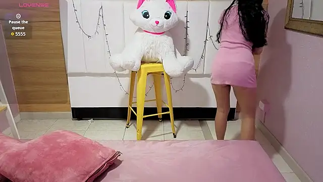 bella vibess s online show from 04/09/26, 12:44