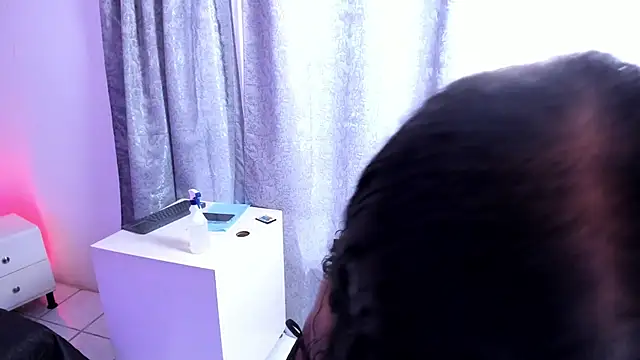 Ambeer fox  online show from 11/26/25, 08:09