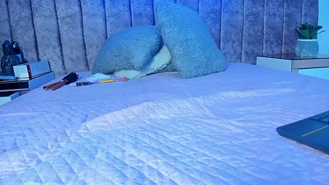 Ambeer fox  online show from 03/13/26, 12:54