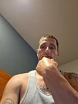 Snapshot of majestic4u chatting on 08/03/26, 06:10 majestic4u online show from 08/03/26, 06:10
