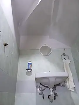 aczinovelez342 online show from 10/25/25, 06:01