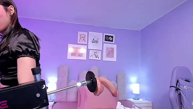 lucrecia sucker online show from 10/11/25, 07:37