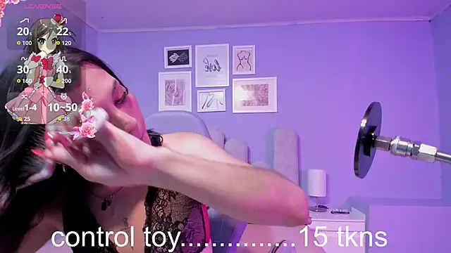 lucrecia sucker online show from 09/19/25, 07:40