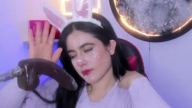 Snapshot of lana_grenville chatting on 03/03/26, 09:44 lana grenville online show from 03/03/26, 09:44