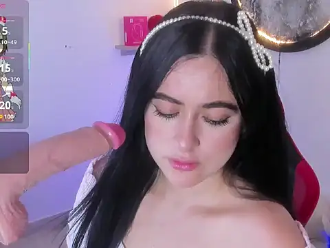 Snapshot of lana_grenville chatting on 09/23/25, 02:02 lana grenville online show from 09/23/25, 02:02