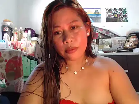 Snapshot of filipina_beauty chatting on 04/04/26, 02:18 filipina beauty online show from 04/04/26, 02:18
