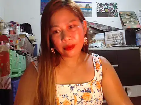 Snapshot of filipina_beauty chatting on 03/13/26, 08:03 filipina beauty online show from 03/13/26, 08:03