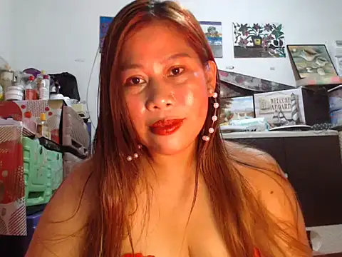 Snapshot of filipina_beauty chatting on 03/15/26, 12:39 filipina beauty online show from 03/15/26, 12:39